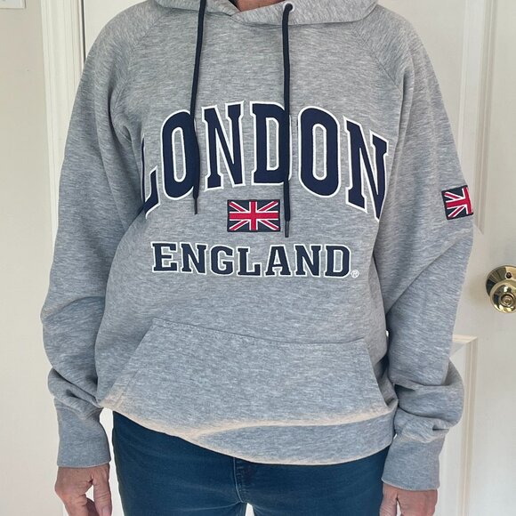 Unisex London, England Sweatshirt - Picture 1 of 6